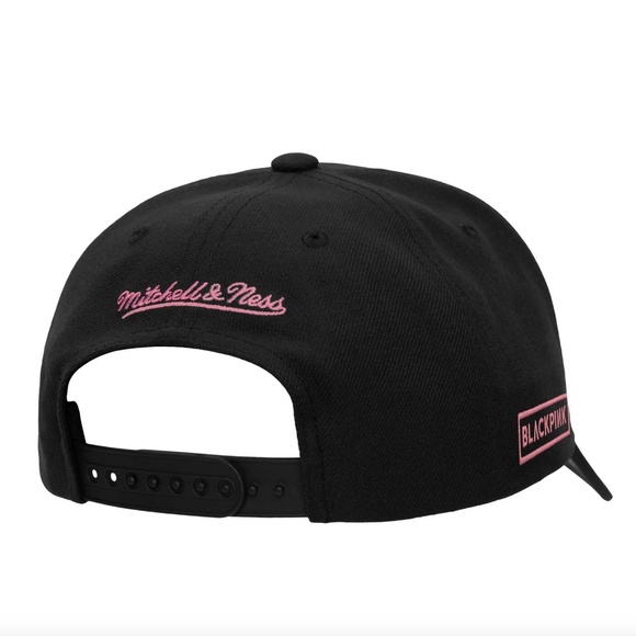 BLACKPINK X MITCHELL & NESS MITCHELL & NESS X BLACKPINK NY KNICKS SNAPBACK NWT - Picture 2 of 10